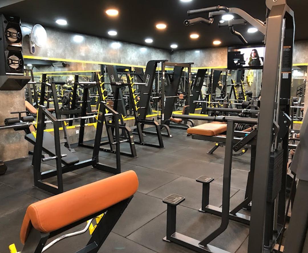 باشگاه سرزمین قدرت کرج