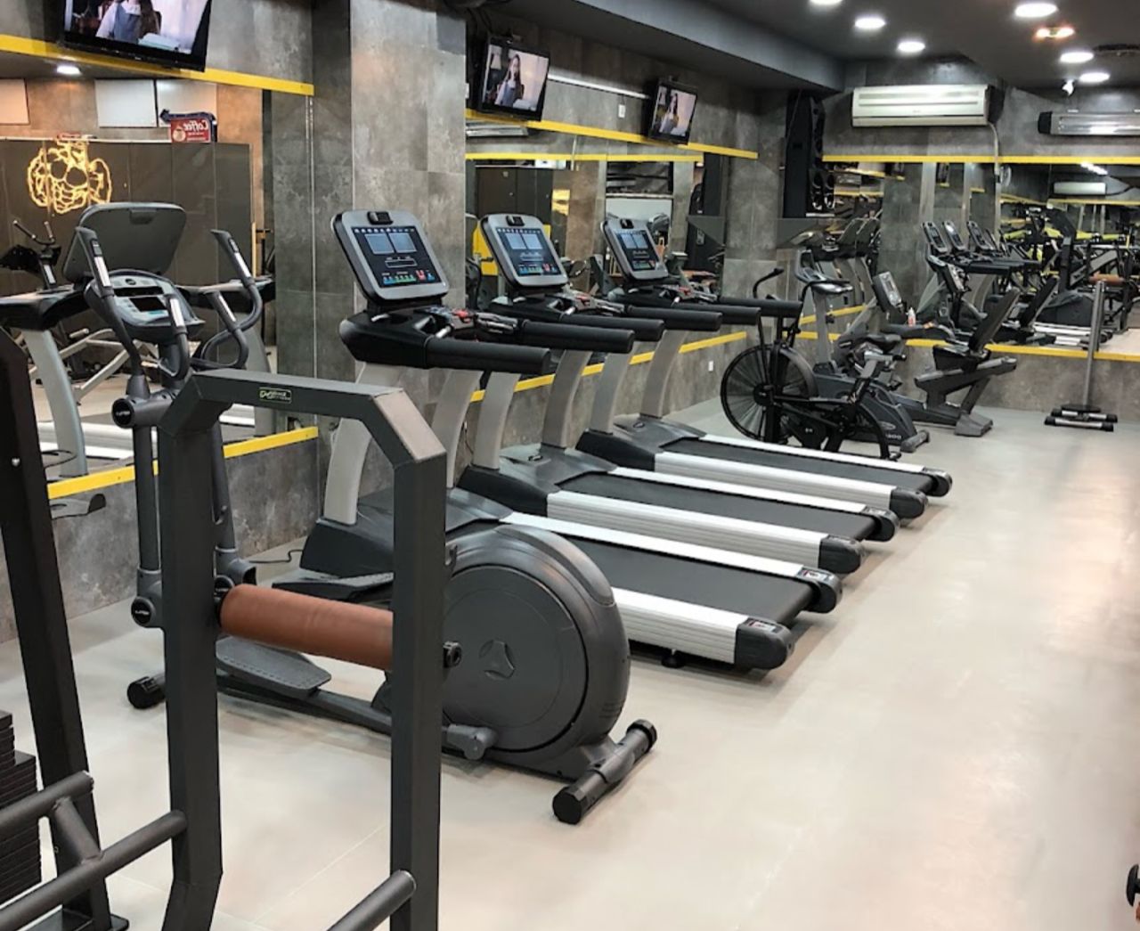 باشگاه سرزمین قدرت کرج