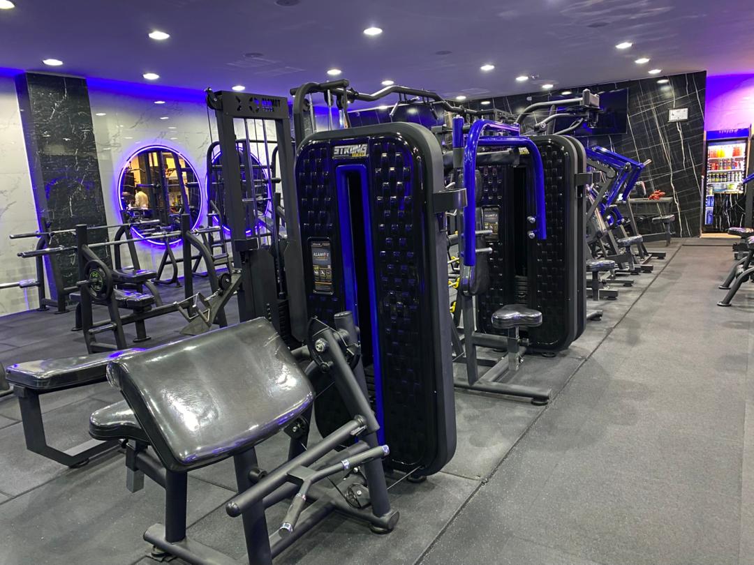 باشگاه  بدنسازی بلو جیم