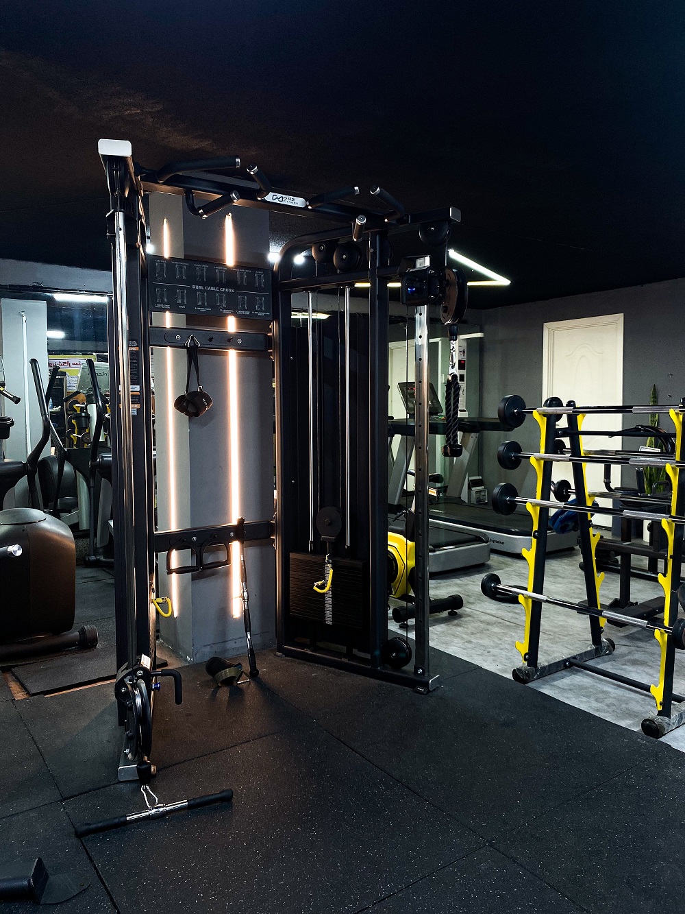 باشگاه بدنسازی افروزی