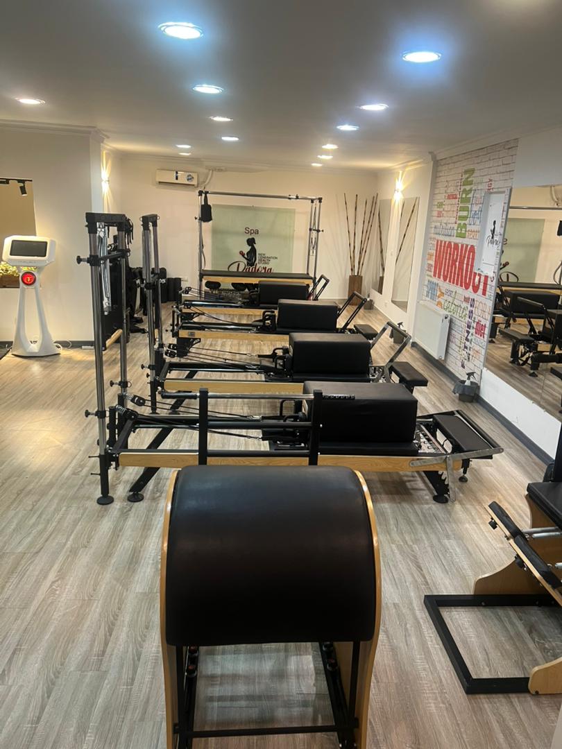 استوديو ريفورمر و EMS پادورا تهران